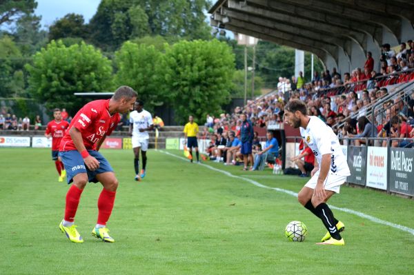 Amitós de l'Olot contra el Nàstic de Tarragona | David Planella