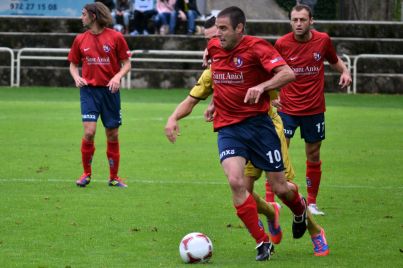 Roger és, de moment, el millor jugador de l'Olot | David Planella