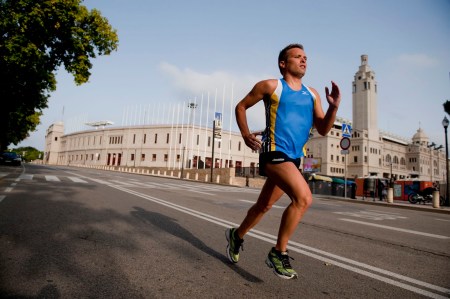 Daniel Duro aprofita les hores d’esport per ajudar els més necessitats